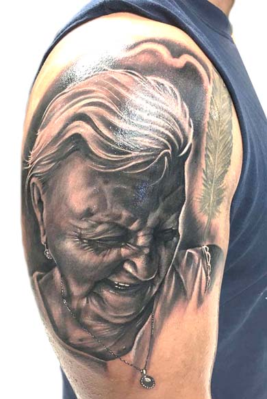 Adelfa Barcelo Tattoo Jose Casanova